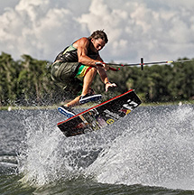 Wakeskate sur le lac d'Annecy